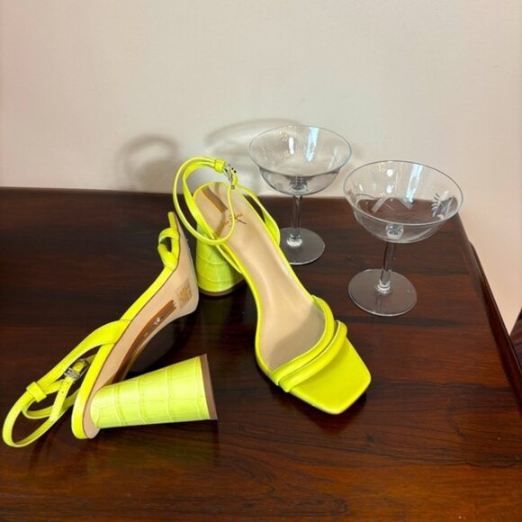 Sam Edelman Neon Yellow Block Heel Sandals NWT conditon - Picture 1 of 5